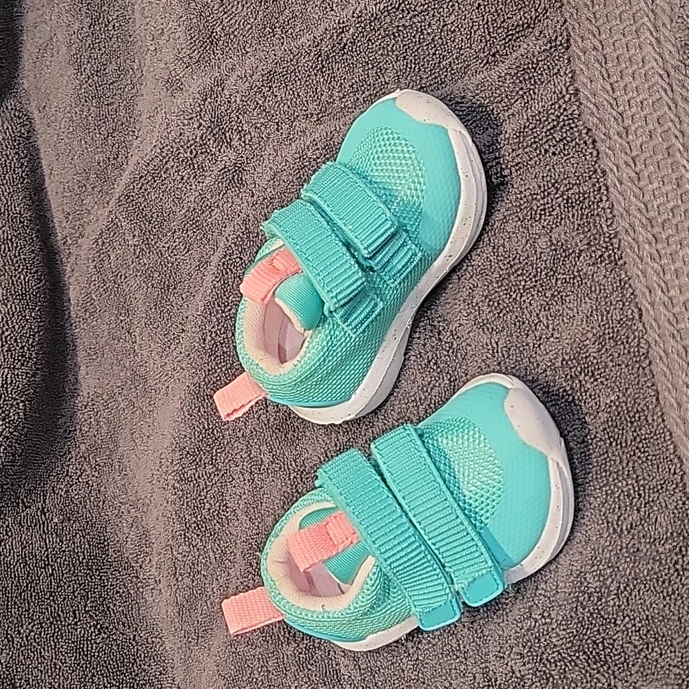 Kids shoes